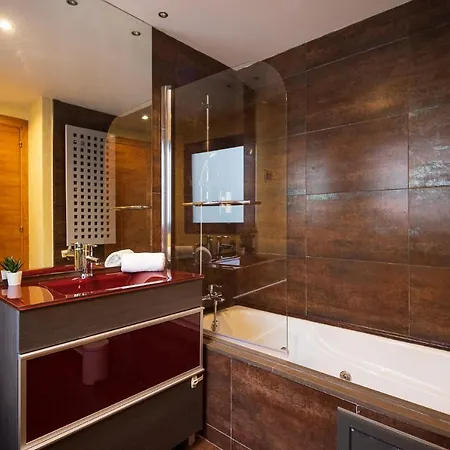 Apartament Lucas House By Group *