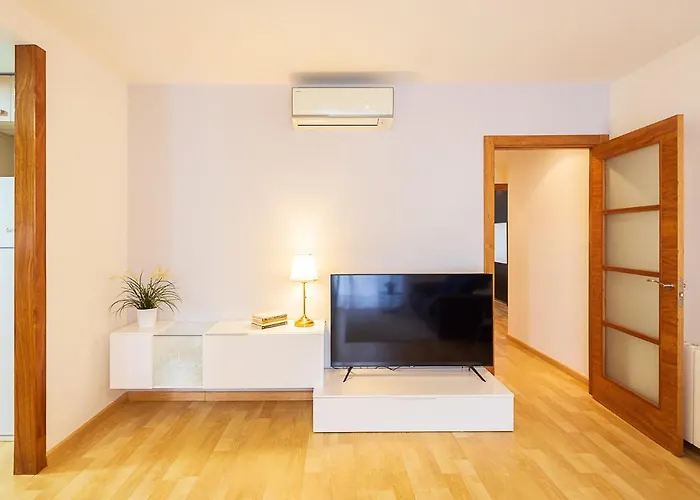 Lucas House By Group Апартаменти Сіджас