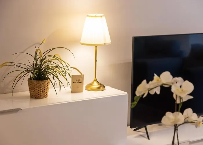 Lucas House By Group