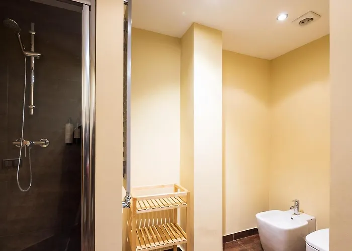 Lucas House By Group * Сіджас