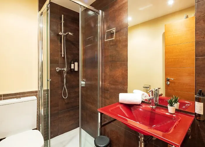 Апартаменти Lucas House By Group Сіджас