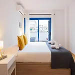 Lucas House By Group Apartamento Sitges