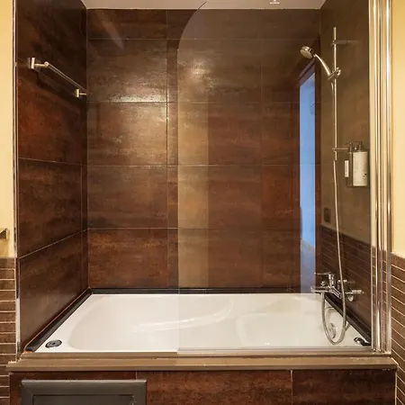 Lucas House By Group *