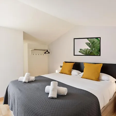 Apartment Lucas House By Group