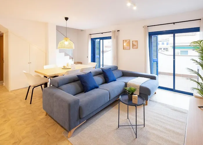 Lucas House By Group *