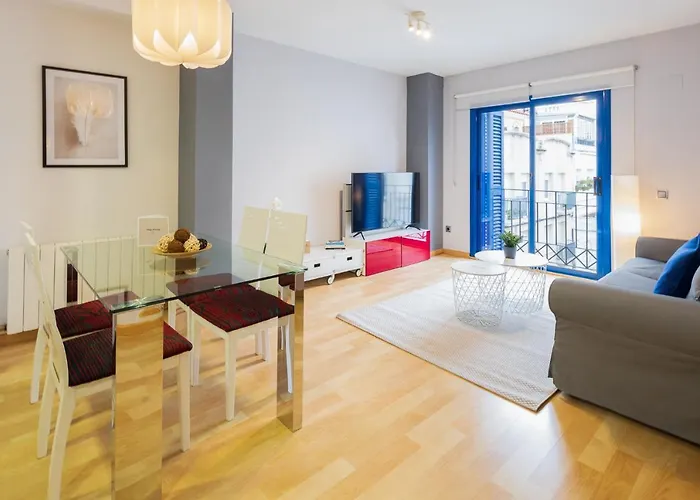 Lucas House By Group Сиджес