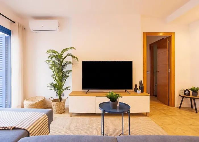 Lucas House By Group Сиджес